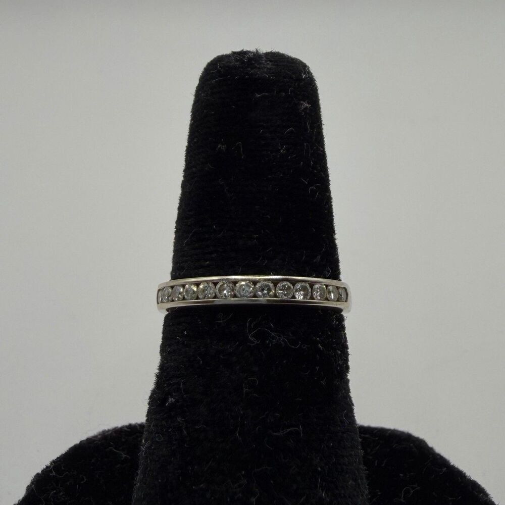 14k White Gold Natural Round Diamond Wedding Band Ring